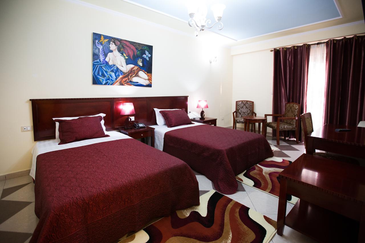 Orchidea Hotel Тирана Екстер'єр фото